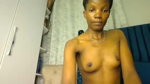 Snapshot of luckyy003 chatting on October 2025 06:52:01 PM brielle online show from October 2025 06:52:01 PM