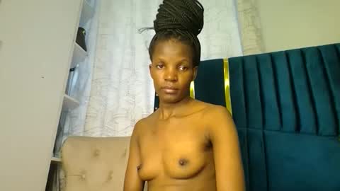 Snapshot of luckyy003 chatting on October 2025 09:30:01 AM brielle online show from October 2025 09:30:01 AM