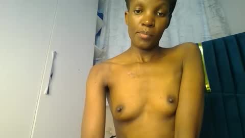 Snapshot of luckyy003 chatting on November 2025 10:06:02 AM brielle online show from November 2025 10:06:02 AM