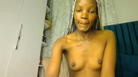 Snapshot of luckyy003 chatting on November 2025 07:02:02 PM brielle online show from November 2025 07:02:02 PM