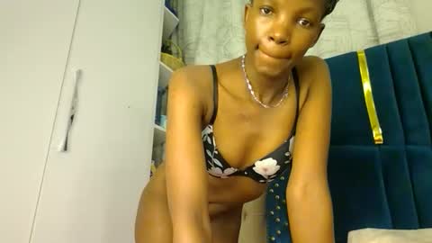 Snapshot of luckyy003 chatting on November 2025 07:12:01 PM brielle online show from November 2025 07:12:01 PM