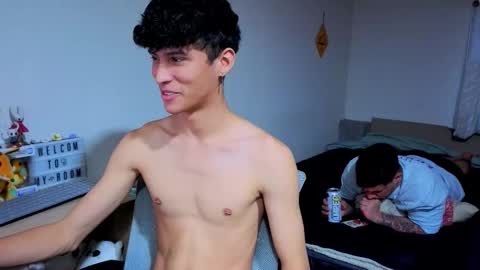 Lu Independent Model online show from November 2025 10:35:01 PM