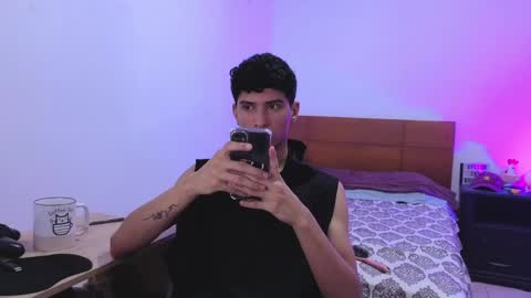 Lu Independent Model online show from April 2026 03:26:01 AM