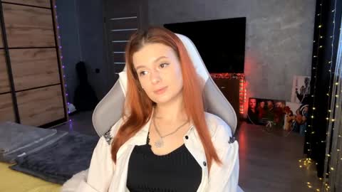 EmmaEmbers online show from April 2026 12:08:02 PM