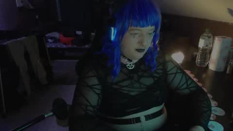 lucy43333 online show from November 2025 03:49:01 PM