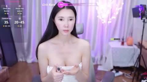 Lucy online show from November 2025 01:39:02 AM