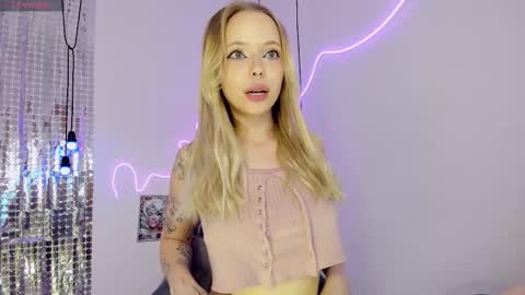 Lucy online show from November 2025 01:55:01 PM