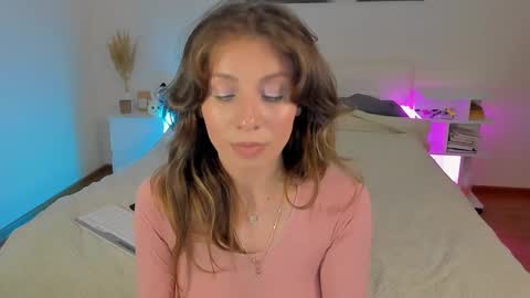 Snapshot of lucy__ray chatting on February 2025 04:33:01 PM lucy__ray online show from February 2025 04:33:01 PM