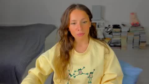 Snapshot of lucy__ray chatting on October 2025 05:42:01 PM lucy__ray online show from October 2025 05:42:01 PM