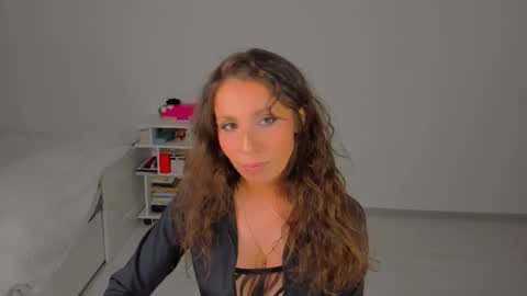 Snapshot of lucy__ray chatting on January 2026 07:17:02 PM lucy__ray online show from January 2026 07:17:02 PM