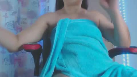 Snapshot of lucy_chanell chatting on February 2025 05:09:02 AM lucy online show from February 2025 05:09:02 AM