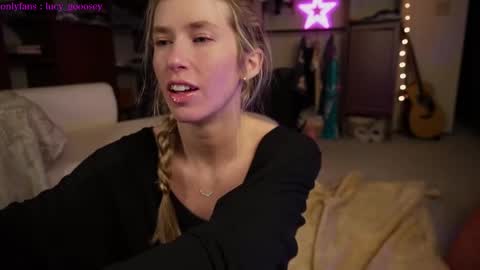 Lucy. online show from January 2025 03:09:02 AM