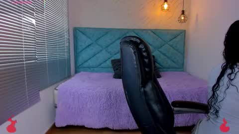 Snapshot of lucy_greys_ chatting on January 2026 12:07:02 PM Lucy Greys online show from January 2026 12:07:02 PM