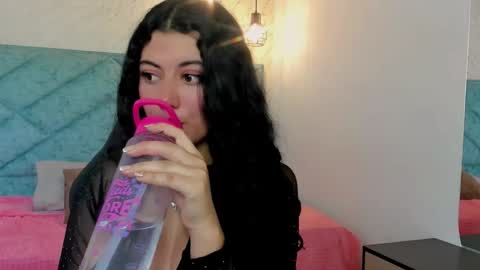 Lucy Greys online show from March 2026 11:44:02 AM