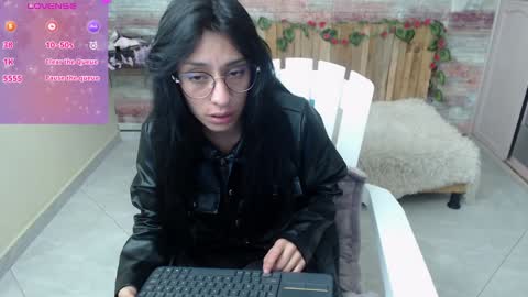 Snapshot of lucy_joi chatting on January 2025 02:46:01 AM Luciana online show from January 2025 02:46:01 AM