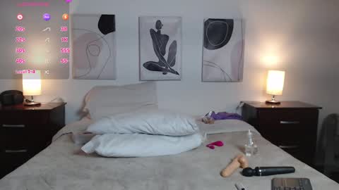 Snapshot of lucy_joi chatting on February 2025 09:05:02 AM Luciana online show from February 2025 09:05:02 AM