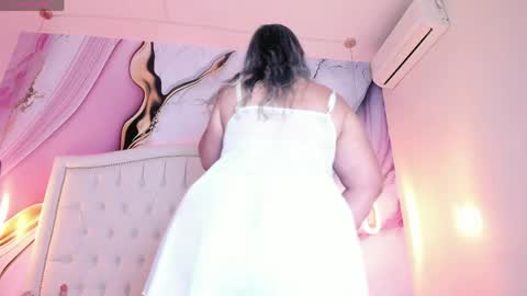 Lucy online show from April 2026 07:07:02 PM