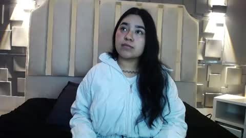 Snapshot of lucy_milleer_ chatting on July 2026 12:07:02 PM Lucy online show from July 2026 12:07:02 PM