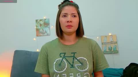 Lucy online show from November 2025 01:38:01 AM