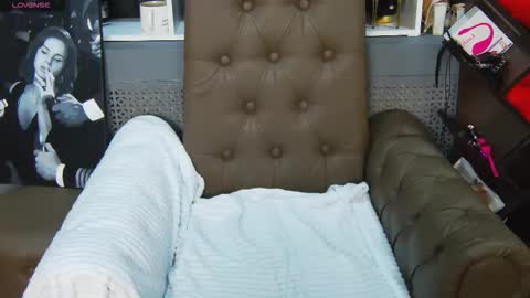 Snapshot of lucybelli chatting on September 2025 01:53:01 AM LucyBelli online show from September 2025 01:53:01 AM