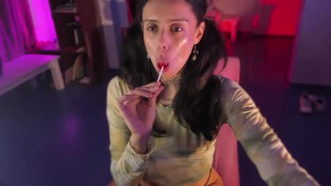 MALAMOR online show from April 2026 10:56:02 PM