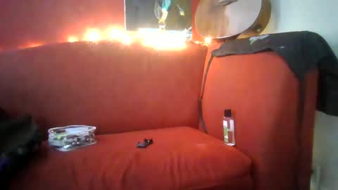 Snapshot of lucyloveslookers78240 chatting on January 2025 04:17:02 AM Lucy Loves Lookers online show from January 2025 04:17:02 AM