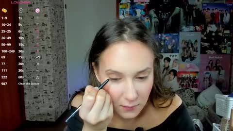 Lucy Rose online show from October 2025 05:52:01 AM