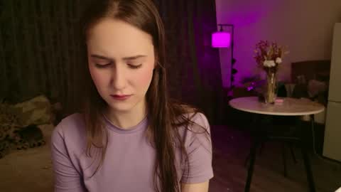 Snapshot of lucyrose33 chatting on May 2026 06:12:02 PM Lucy Rose online show from May 2026 06:12:02 PM