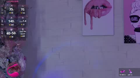 Snapshot of lucyrouse18 chatting on January 2025 06:59:01 AM Lucy online show from January 2025 06:59:01 AM