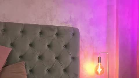 LucyWillow online show from June 2026 04:24:02 AM