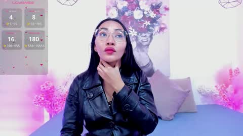 Snapshot of lucyy_liiu chatting on November 2025 02:16:02 PM Lucy Liiu online show from November 2025 02:16:02 PM