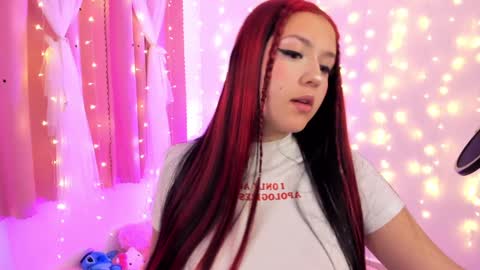 Snapshot of lucyy_peach chatting on January 2025 07:25:02 AM LUCYY FROM HOME  online show from January 2025 07:25:02 AM