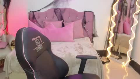 Snapshot of ludo_kitty_tay chatting on October 2025 03:40:02 AM ludo_kitty_tay online show from October 2025 03:40:02 AM