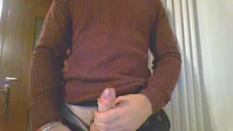 Snapshot of ludovichi chatting on February 2025 09:14:01 PM ludovichi online show from February 2025 09:14:01 PM