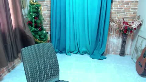 lui_the_fucker online show from January 2025 06:02:02 AM