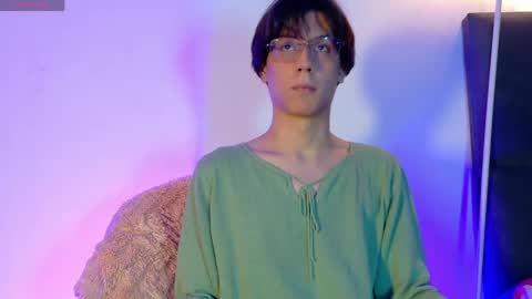 Lui online show from April 2026 03:22:02 AM