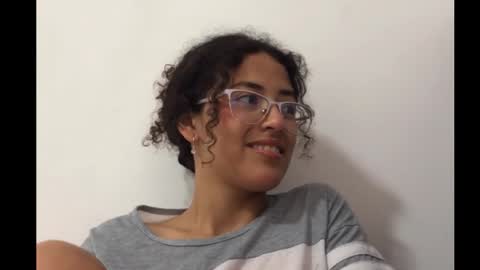 luifernandacc online show from December 2025 04:34:01 PM