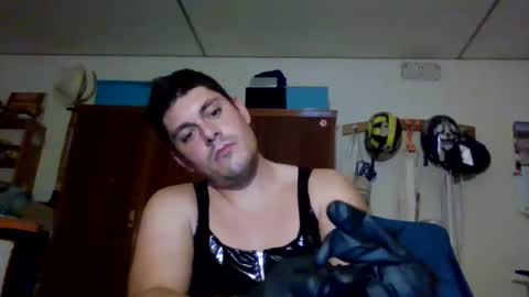 A slave to the mistress.. un esclavo para las amas dominantes. online show from October 2025 08:09:02 PM