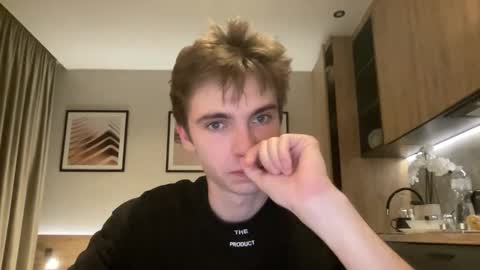 Snapshot of luis_7777 chatting on November 2025 10:25:01 PM Luis online show from November 2025 10:25:01 PM