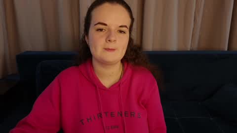 Snapshot of luisa_rosee chatting on February 2025 12:43:01 PM Luisa Rosee online show from February 2025 12:43:01 PM