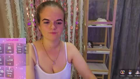 Snapshot of luisa_rosee chatting on September 2025 06:41:02 PM Luisa Rosee online show from September 2025 06:41:02 PM