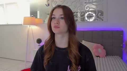 LuisaClover online show from July 2026 05:23:02 AM