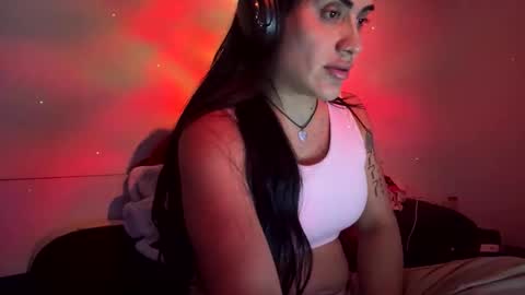 Snapshot of luisamonsterdick chatting on November 2025 10:25:02 PM Luisa Monsters online show from November 2025 10:25:02 PM