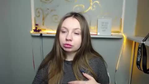 Snapshot of luizaheems_ chatting on December 2024 06:29:01 AM Luiza online show from December 2024 06:29:01 AM