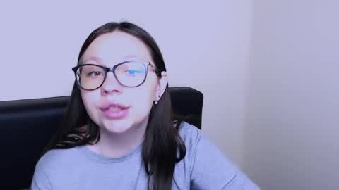 Snapshot of luizaheems_ chatting on June 2026 07:23:01 AM Luiza online show from June 2026 07:23:01 AM