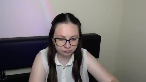 Snapshot of luizaheems_ chatting on June 2026 06:23:02 AM Luiza online show from June 2026 06:23:02 AM