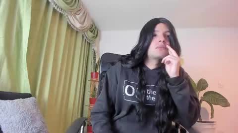 Luka Castillo online show from June 2026 04:13:02 AM