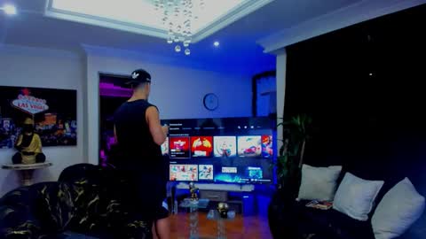 Lukas Green online show from December 2025 08:00:02 AM