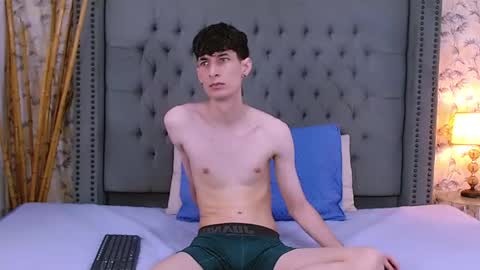 Snapshot of luke_carter chatting on September 2025 01:02:01 PM luke_carter online show from September 2025 01:02:01 PM