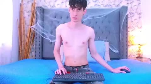 Snapshot of luke_carter chatting on October 2025 01:22:02 PM luke_carter online show from October 2025 01:22:02 PM